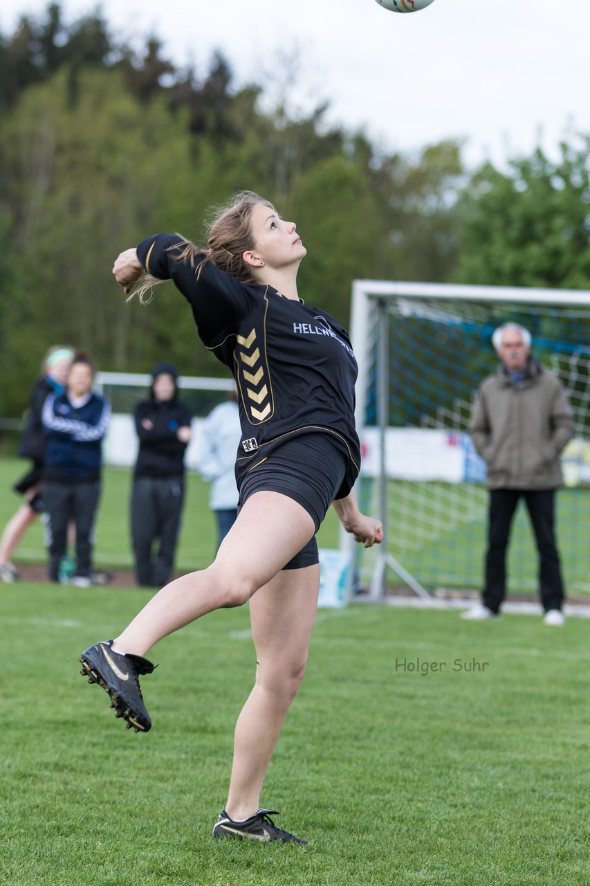 Bild 82 - Faustball Frauen Wiemersdorf